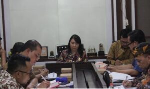 29f889e7-ed28-4ff6-a87a-853dddef0199 Komisi III DPRD Kota Bekasi Adakan Rapat Kerja Evaluasi Dan Optimalisasi Penerimaan PAD pada BUMD,